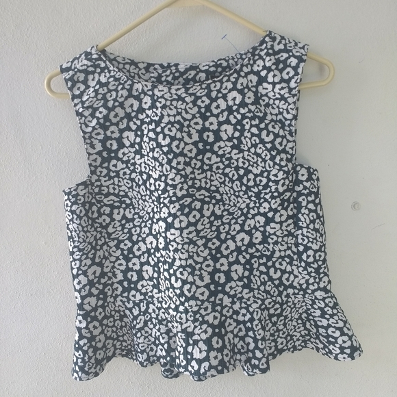 Zara Basic Blouse Size XS - Picture 2 of 5